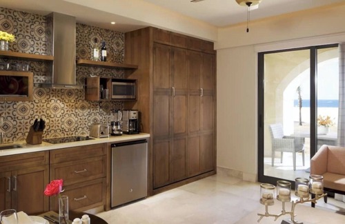 Los Cangrejos II y III Apartamento | Luxury Condo Suite at Grand Solmar Pacific Dunes, with Golf Discounted Pass