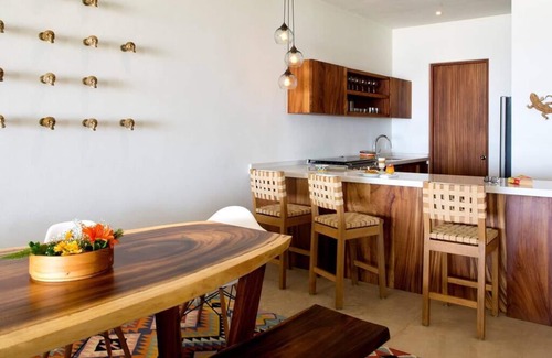 Ixtapa - Zihuatanejo Condominio | Luxury Condo with Private Jacuzzi and Beach Access
