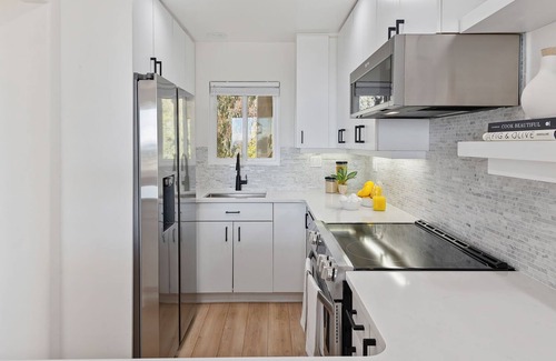 Toro Canyon Condominio | Luxury Condo with Ocean Views in Exclusive Polo Field Complex!