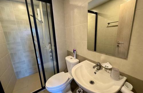 Kathu Apartamento | Luxury cosy condo in Kathu centre