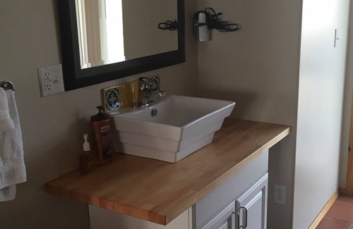 Saint Laurent Apartamento | Luxury Cottage Suite overlooking Lake Manitoba