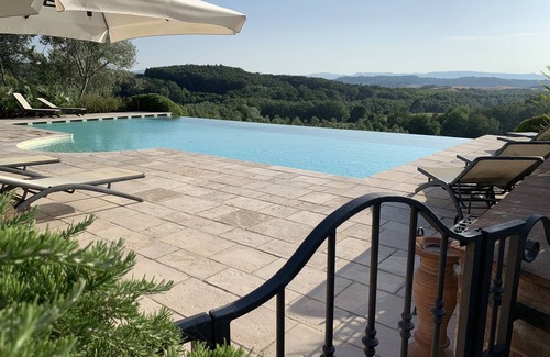 Peccioli Casa | LUXURY COTTAGE WITH POOL & BREATHTAKING VIEW - NEXT TO A GOLF COURSE (MORAIOLO)