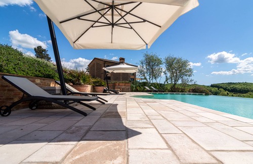 Peccioli Casa | LUXURY COTTAGE WITH POOL & BREATHTAKING VIEW - NEXT TO A GOLF COURSE (MORAIOLO)