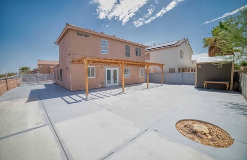 North Las Vegas Casa | Luxury, cozy, clean home in a private neighborhood