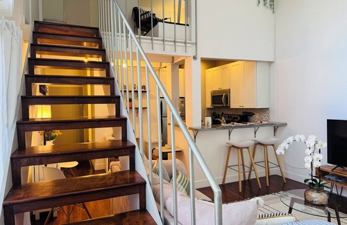 Westwood Apartamento | Luxury cozy loft near UCLA , Beverly Hills, Santa Monica ,LAX 30+days stay only