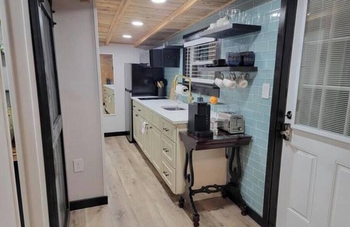 Davenport Casa | Luxury Craftsmen Tiny House