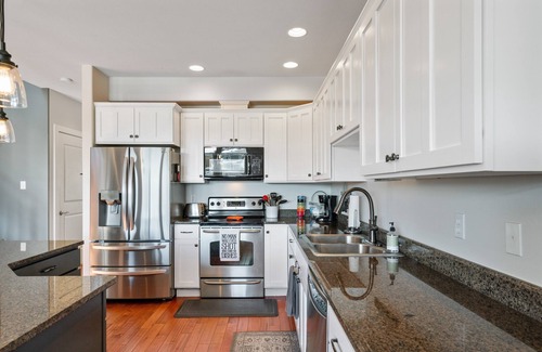 Quincy Casa | Luxury @ Crescent Bar! Pool & Free Golf!