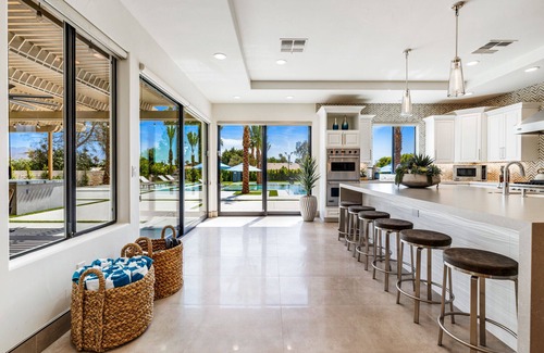 Bermuda Dunes Casa | Luxury+deals,Cinema,Basketball,Volleyball, Pickleball, Putting Green,Ping Ping