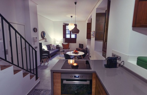 San Bernardo Apartamento | Apartamento de diseño de lujo en el centro histórico de Sevilla, ubicación central.
