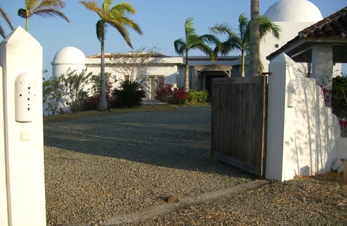 Punta Mala Villa | Propiedad de diseño de lujo en un paraíso tropical con espléndida vista al mar