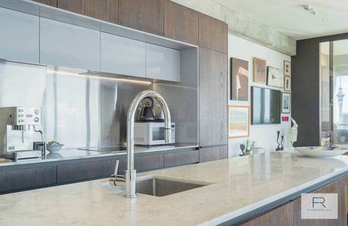Newton Apartamento | Luxury Designer Apartment by Furnished Rentals