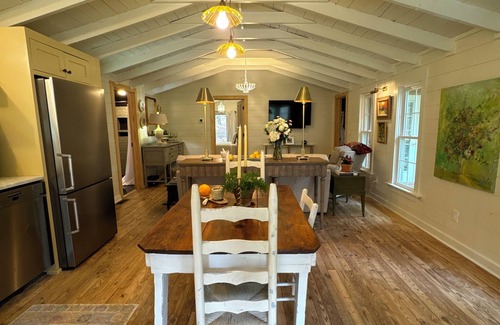 Cashiers Cabaña | Luxury Designer Cottage in Walkable Downtown Cashiers