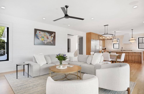 Isle of Palms Casa | Luxury Designer Home, HEATED Pool & Hot Tub, Elevator, Across From Beach Access