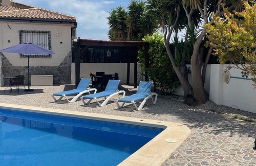 Gea y Truyols Villa | Chalet de lujo con piscina privada en la Costa Cálida