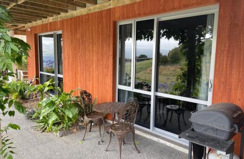 Diamond Harbour Apartamento | Luxury Diamond Harbour Retreat with Ocean Views