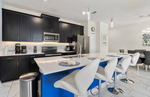 Davenport Casa | ⭐⭐⭐⭐⭐Luxury Disney Retreat w/ private Pool + Free Waterpark & Resort Amenities