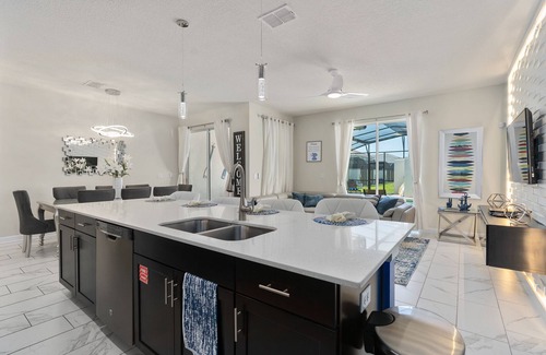 Davenport Casa | ⭐⭐⭐⭐⭐Luxury Disney Retreat w/ private Pool + Free Waterpark & Resort Amenities