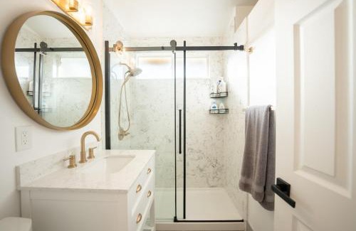 Southwest Anaheim Apartamento | Luxury Disneyland Home: Family & Exec Friendly