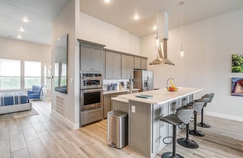 Fort Worth Casa | LUXURY DOWNTOWN FORT WORTH VILLA, WALK TO EVERYTHING
