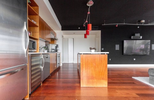 Alphabet Historic District Condominio | Luxury Downtown Portland 2 Bedroom Condo with Incredible City Views