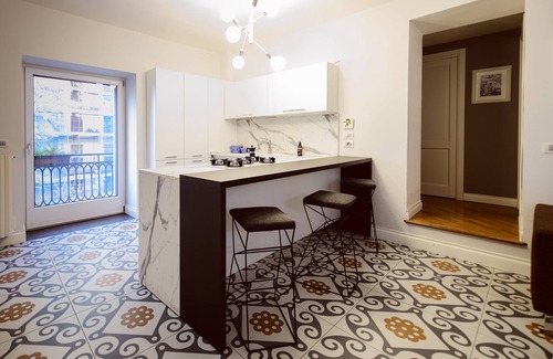 Potenza Apartamento | ★ ★ ★ ★ ★ LUXURY [Duomo, Old Town] La Cuntana Home Design