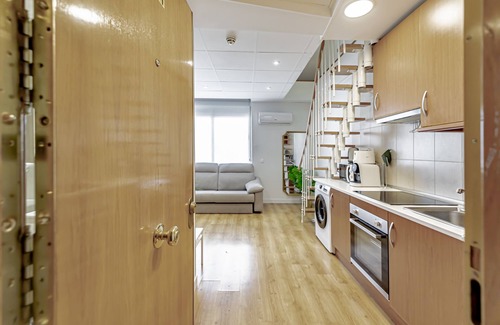 Rejas Apartamento | Duplex de Lujo Feria de Madrid 6 personas 211