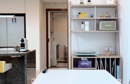 Mapo Apartamento | Luxury Duplex Penthouse 1min from Hongdae Station｜Designer Interior & Comfort