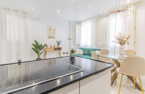 Zaragoza Old Town Apartamento | Luxury Duplex Plaza del Pilar