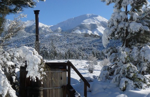 Mt Lyford Casa | Luxury eco lodge with optional private outdoor hot tub and amazing views.