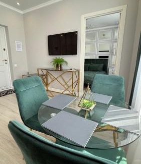 Irpin Apartamento | Luxury Emerald Apartments