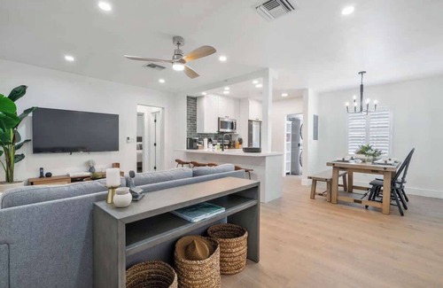 Lake Ridge Apartamento | Luxury Escape: Close to beach, heavenly beds