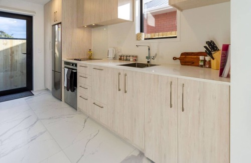 Papanui Casa | Luxury Escape for 2, Single Level Studio, Papanui
