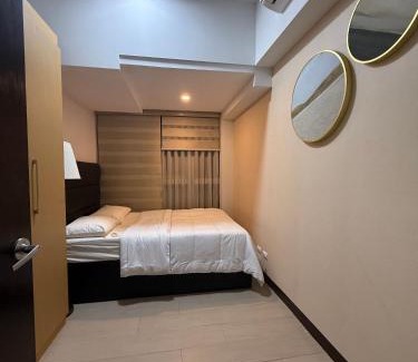 Bonifacio Global City Casa | Luxury Executive Suites 3 Bedroom Condo Uptown Parksuites Tower 1