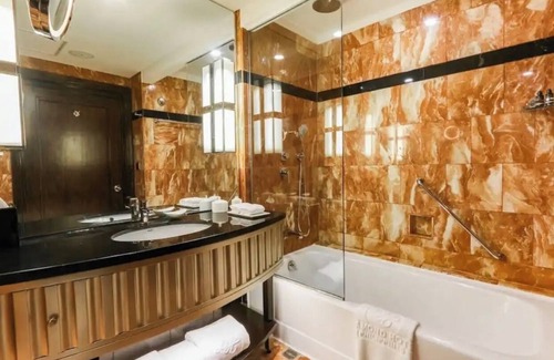 Manila Casa | Luxury Experience at Diamond Hotel