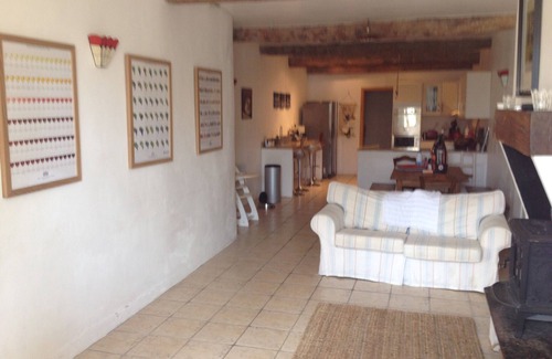 Servies-en-Val Casa | Alojamiento de lujo de la familia amigable con juego de la piscina climatizada en un lugar idílico