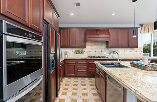 Torrey Highlands Casa | Luxury Family-Friendly Home in Heart of San Diego.