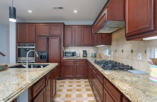 Torrey Highlands Casa | Luxury Family-Friendly Home in Heart of San Diego.
