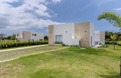 San Pedro de Macoris Villa | ¡Nueva villa de lujo junto a la playa!