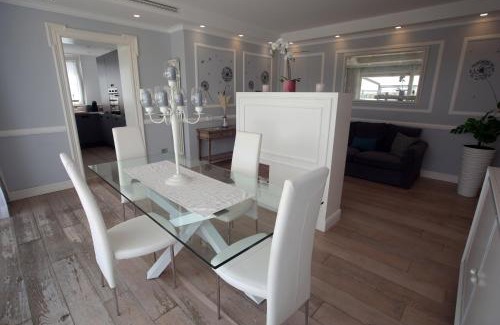 Gianicolo Apartamento | Luxury Fangy House