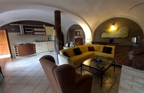 Murisengo Casa | Luxury farmhouse Casa Barbera with swimming pool with view of Monferrato hills