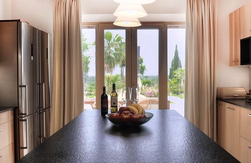 Manacor Villa | Finca lujosa con piscina, visa al mar y un jardin encantador en Porto Cristo
