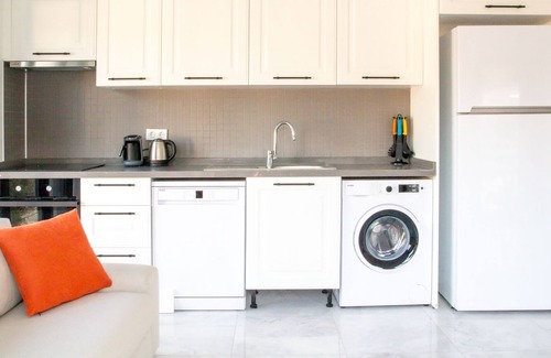 Milas Casa | Luxury Flat in a Complex 1 min to Marina in Milas