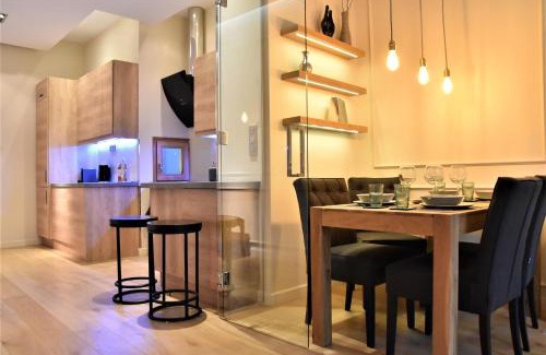 Budavar Apartamento | Luxury Flat Near Castle Hill
