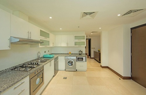 Trade Center Apartamento | Luxury Four-Bedroom Apartment Near DIFC