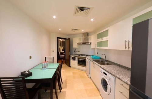 Trade Center Apartamento | Luxury Four-Bedroom Apartment Near DIFC