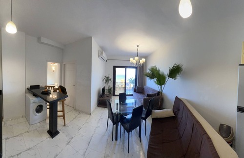 Al Ahyaa Apartamento | Luxury Front Sea View Apartment in Hurghada