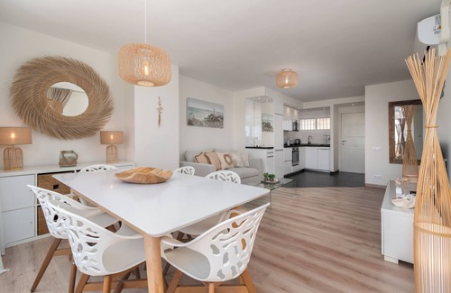 Benalmadena Costa Apartamento | Luxury Frontline beach apartment