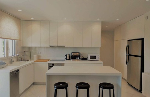 Glyfada Apartamento | Luxury Garden Apartment Glyfada