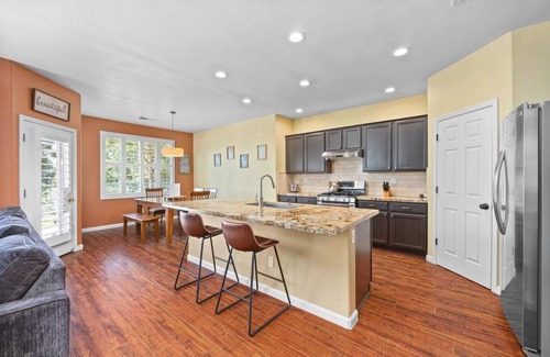 Eagle Ranch Casa | Luxury Gated Retreat Golf Course Views Sleeps 8