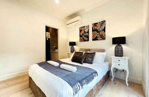 Glen Waverley Casa | Luxury Glen Waverley Townhouse 4br3ba Backyard
